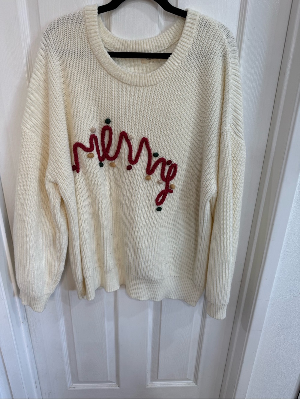Tulabee Merry Christmas Sweater XL Cream Holiday Knit